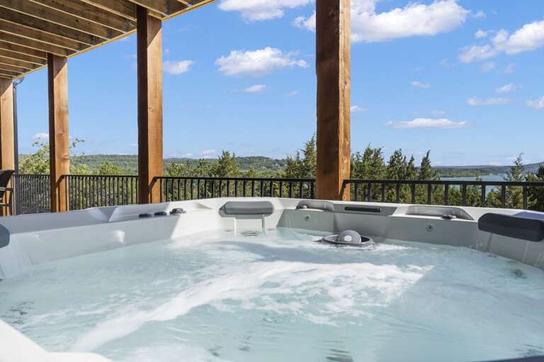 Outdoor Jacuzzi With Scenic View