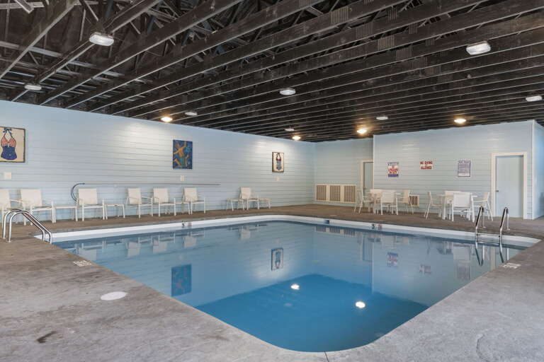 Community Indoor Pool Community Indoor Pool