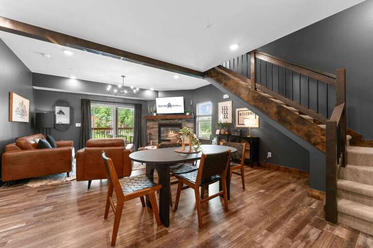 Oak and Embers Cottage