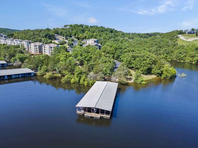 Ozark Vista 131 w Boat Slip