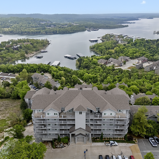 Lakefront Vacation Rental Building Nestled Near Natural Nooks