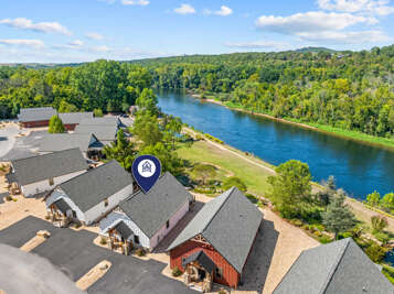 Taneycomo Lookout
