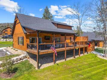 Weston's Corner Cabin