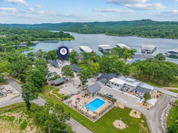 Dock Holiday Unit 1