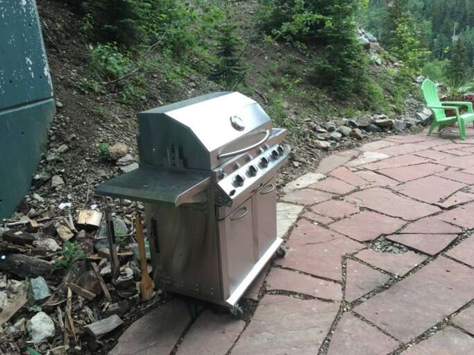 Large, Comfortable Condo Makes Perfect Basecamp
