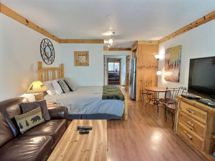 Livingroom Sitting Area