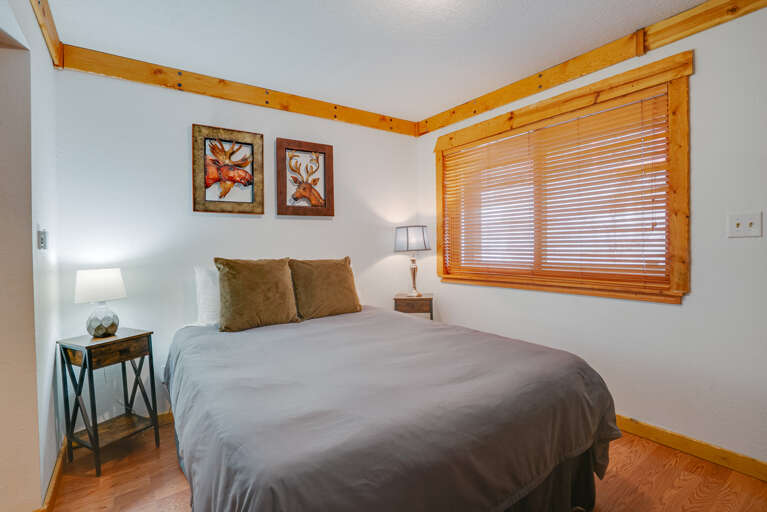 Bedroom with queen bed