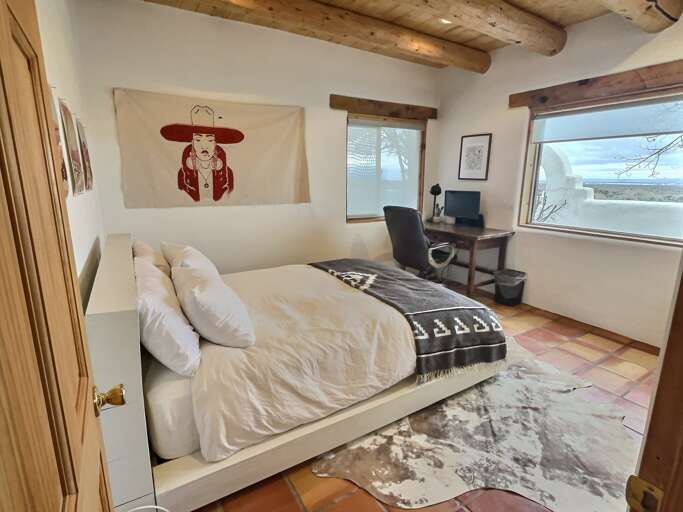 Guest bedroom with desk