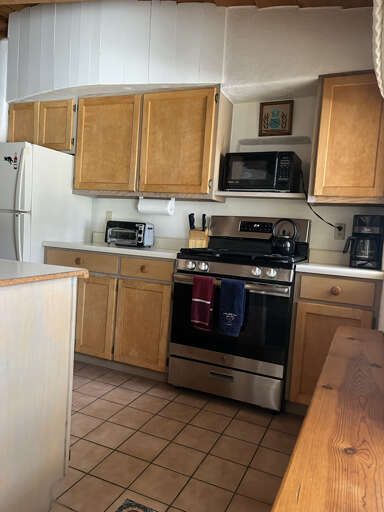 Kitchen and Appliances