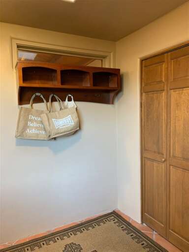 Entry way hooks