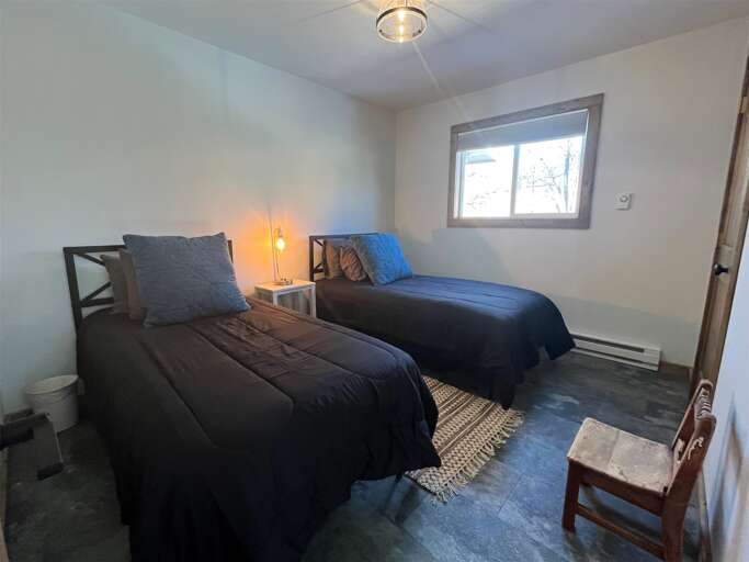 Twin Bedroom