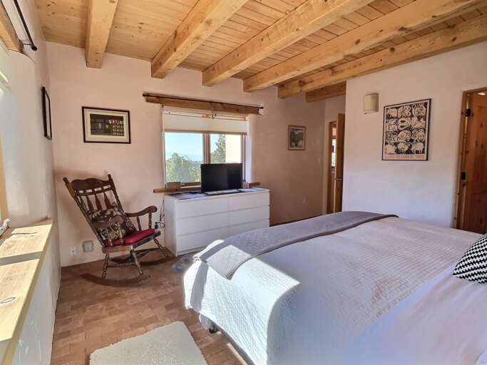 King Bedroom Ambiance and Mountain Views