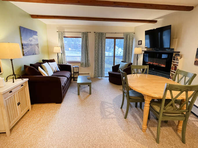 Living and dining area