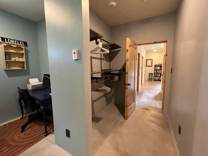 Queen bedroom entry and informal closet