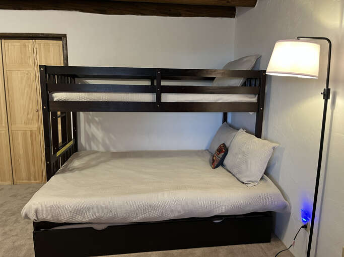 Bunk room that easily sleeps 3