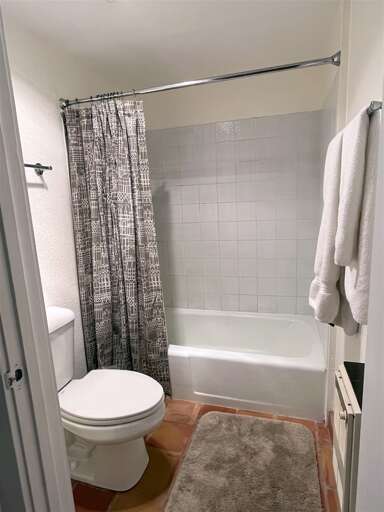 Twin Bedroom Bathroom