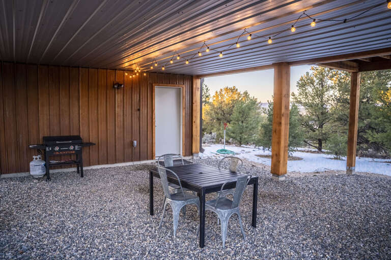 Covered dining with tea lights