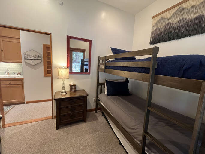 Apartment bunk bedroom