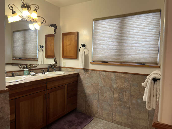 bathroom-queentwin-ensuite
