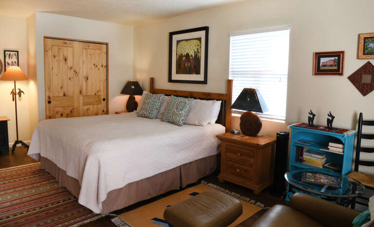 Spacious king bedroom