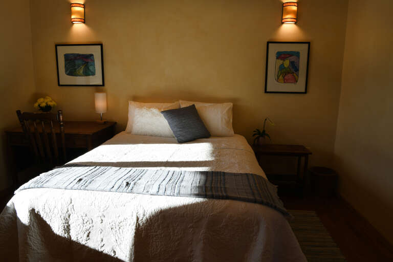 Guest queen bedroom