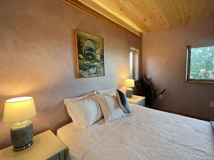 Queen bedroom