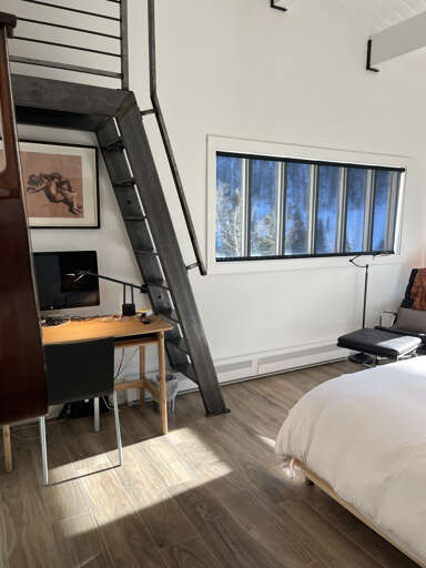 primary-bedroom-desk