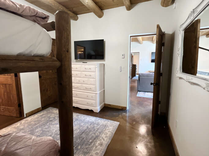 upstairs-bunk-room