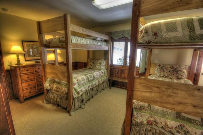 Space for Up To 16 Guests