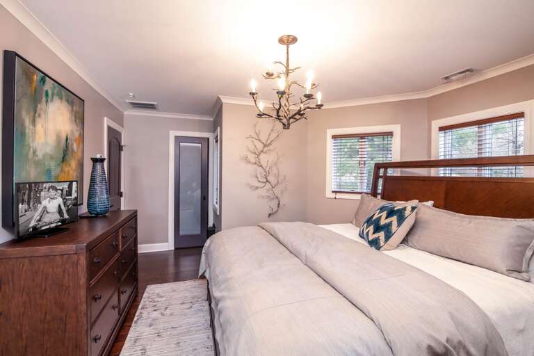 King Master Suite with HDTV