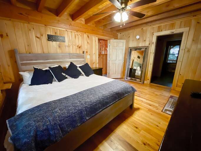 Main Floor Master King Suite Main Floor Master King Suite