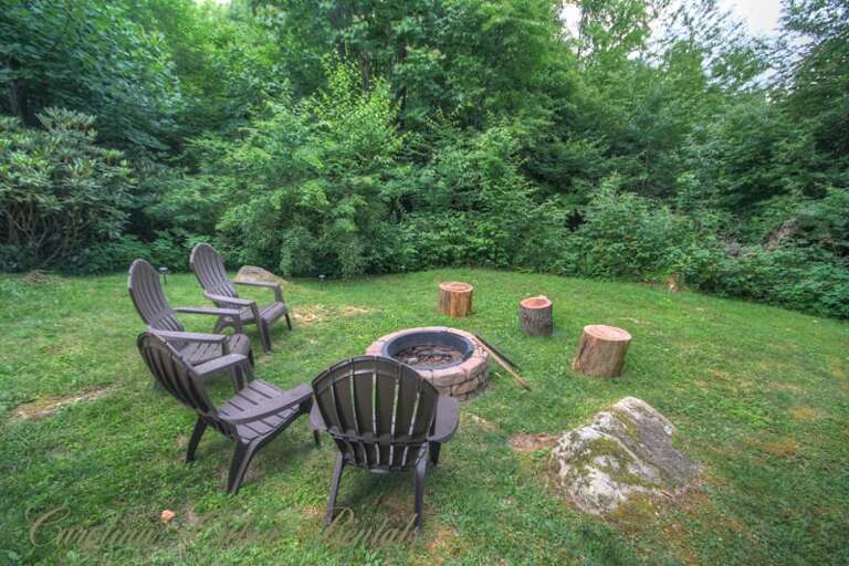 Appalachian Breeze Fire Pit in Private Back Yard