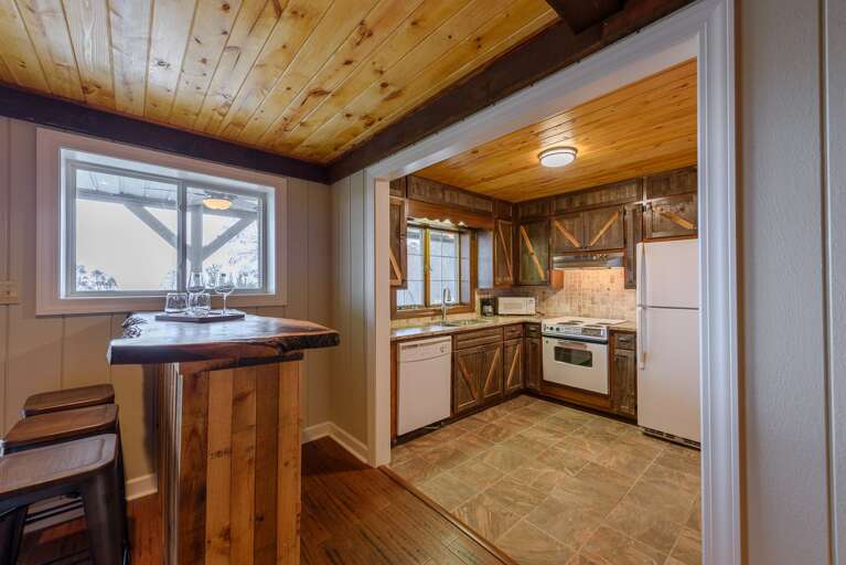 Bar and second Kitchen Downstairs