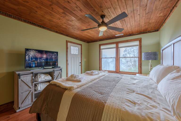 Main Floor King Bedroom with HDTV, Handicap-Friendly