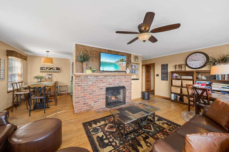 Wood Burning Fireplace and Mounted TV Wood Burning Fireplace and Mounted TV