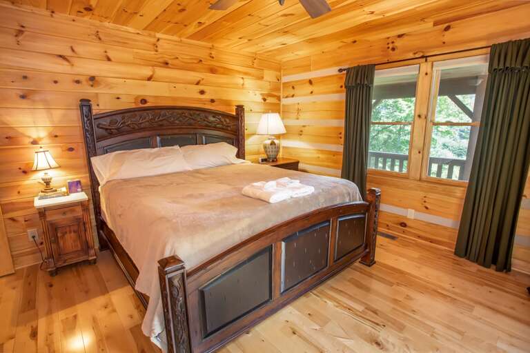 Main level master suite