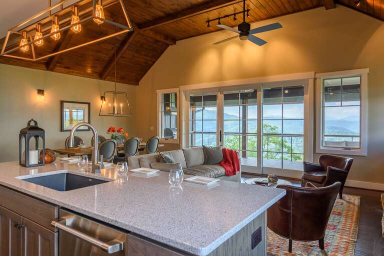 Amazing Views from the Kitchen! Amazing Views from the Kitchen!