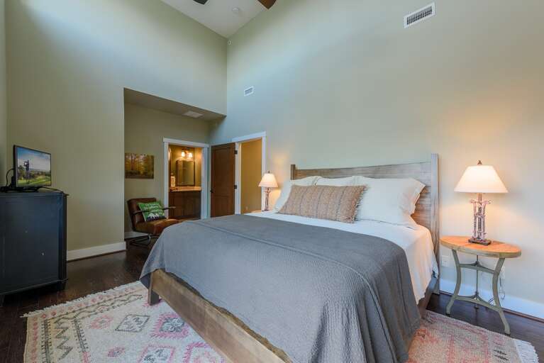 King Master Suite with Hardwood Floors and High Ceilings King Master Suite with Hardwood Floors and High Ceilings