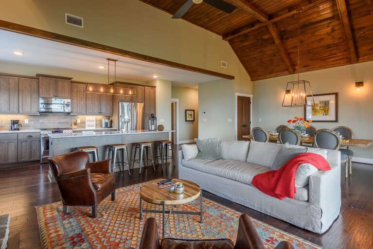 Open Great Room with Tongue in Groove Ceilings and Exposed Beams! Open Great Room with Tongue in Groove Ceilings and Exposed Beams!