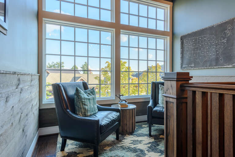 Upstairs Sitting Area in Common Hallway Upstairs Sitting Area in Common Hallway