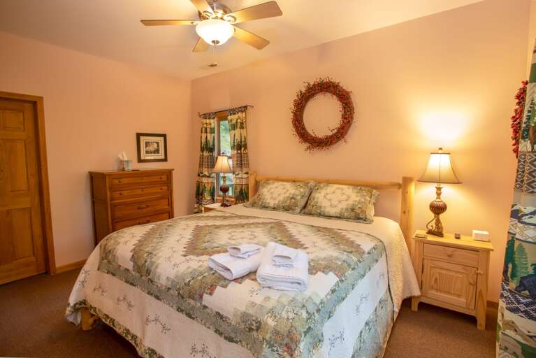 Boulder Falls Retreat 2nd King Bedroom Boulder Falls Retreat 2nd King Bedroom