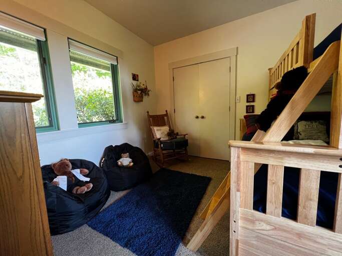 Bean bags and bunk beds make a fun room for kids