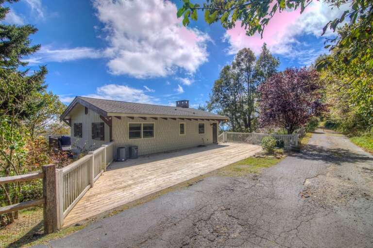 Drive-up Parking and Level Entry into the Home