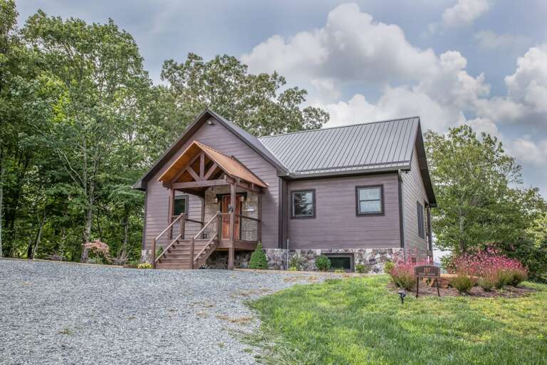 Front Exterior of Dream Catcher