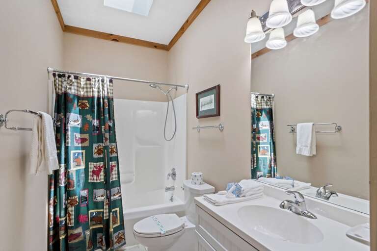 Main Level Queens Shared Bathroom