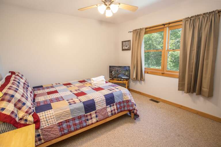 Upstairs Bedroom 2 with Queen Bed