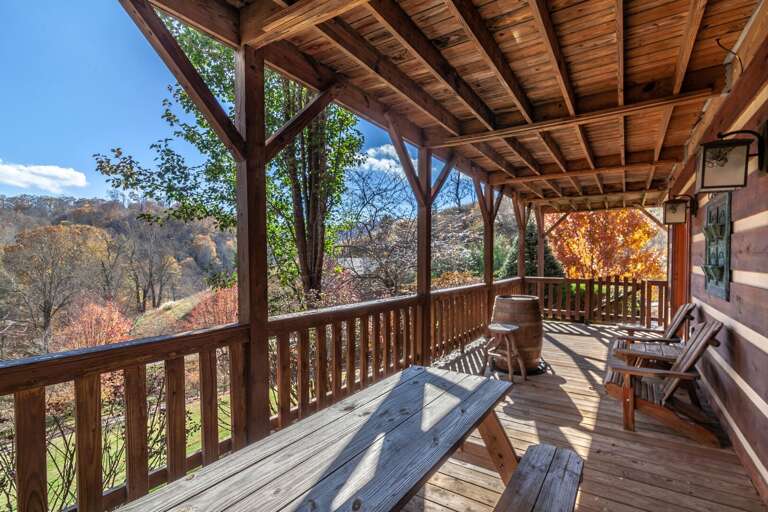 Picnic Table and Seating on Lower Level Deck