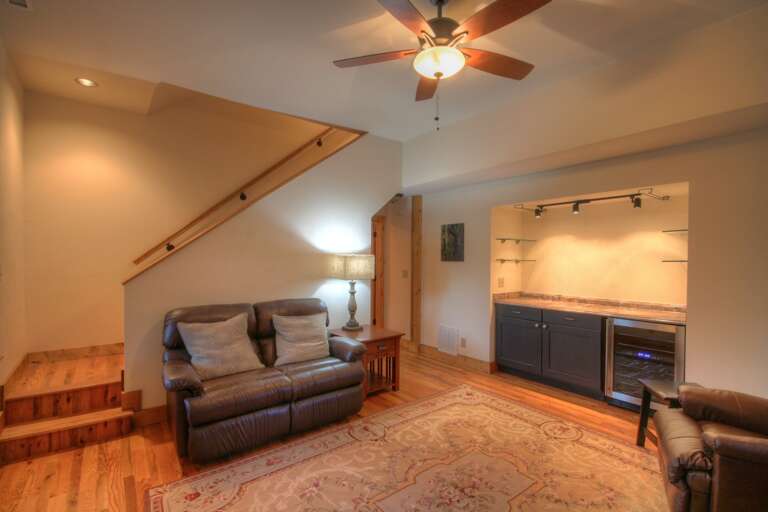 Grandfather Lookout Downstairs Living Area with Widescreen TV