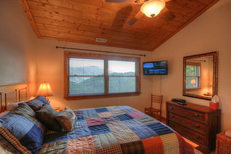 Upstairs Queen with Grandfather Mountain View