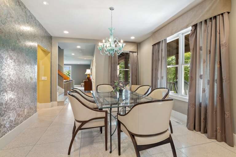 Dining Area for 6, up to 10 with second available table Dining Area for 6, up to 10 with second available table